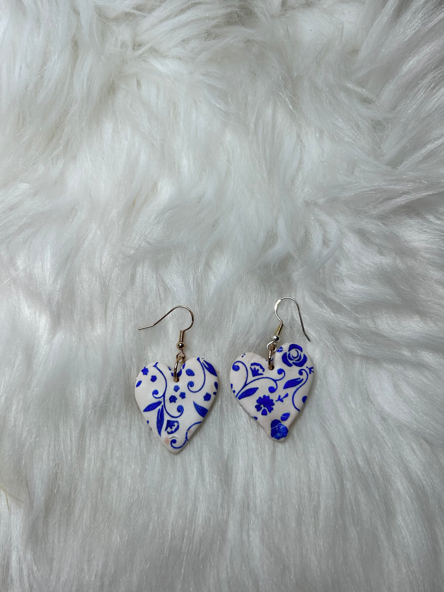 Handmade lightweight polymer clay heart drop, rose/floral print white and midnight blue 925 sterling silver earrings