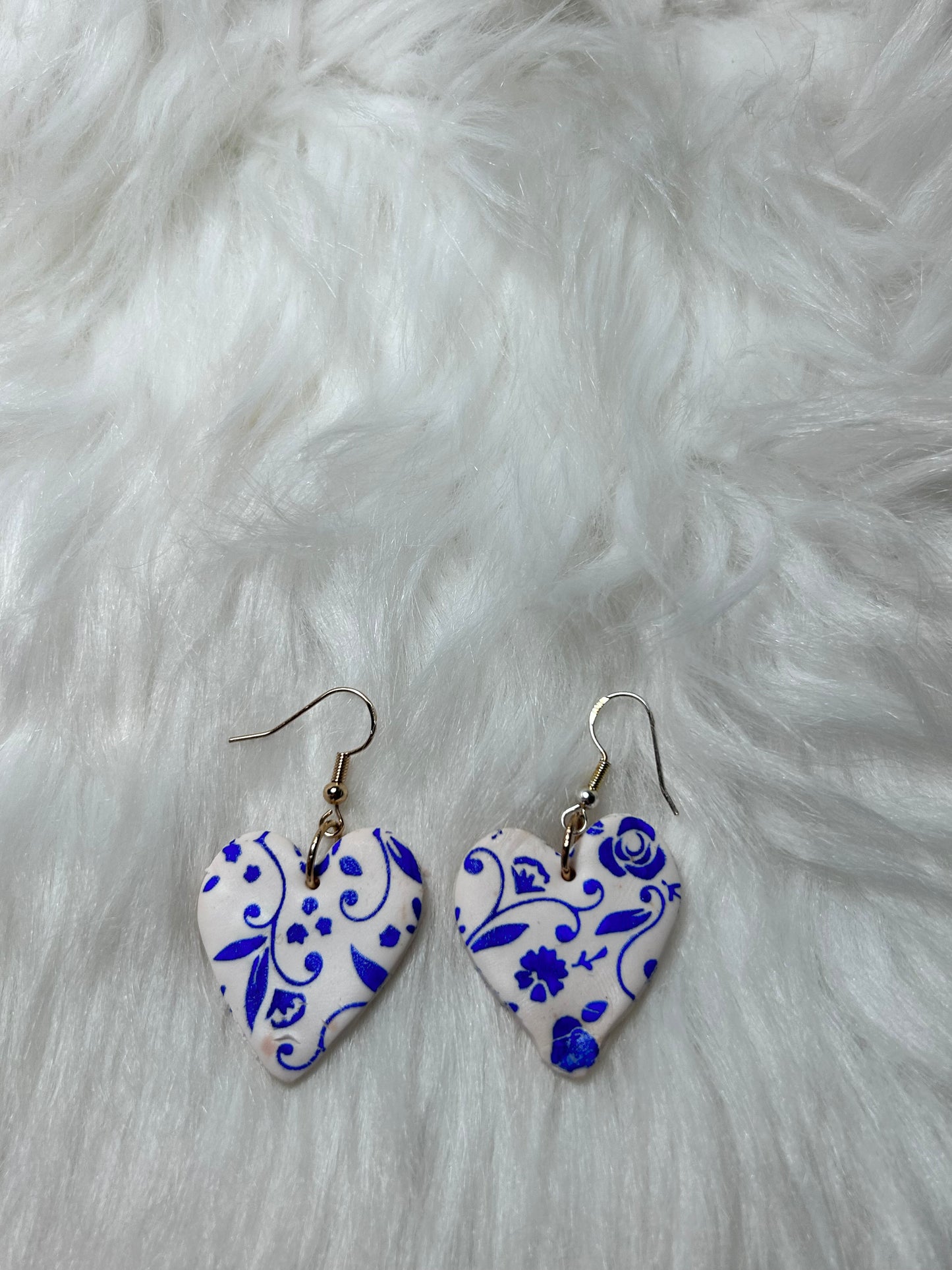 Handmade lightweight polymer clay heart drop, rose/floral print white and midnight blue 925 sterling silver earrings